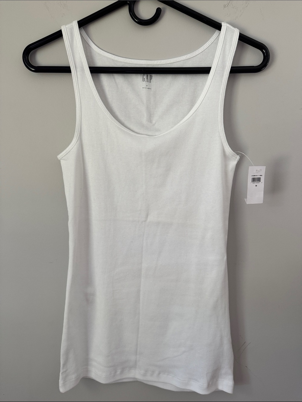 🆕 GAP Factory  white  Scoop Neck Tank Top - M